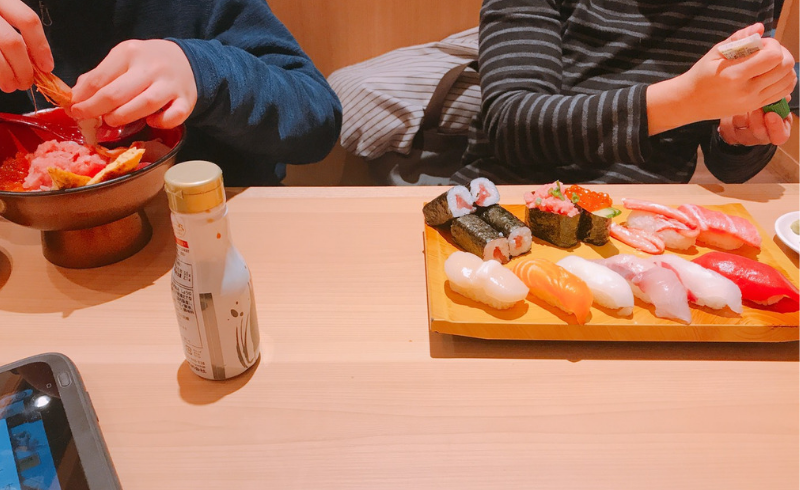ネタが新鮮！ジ アウトレット広島の回転寿司『すし鮮！』