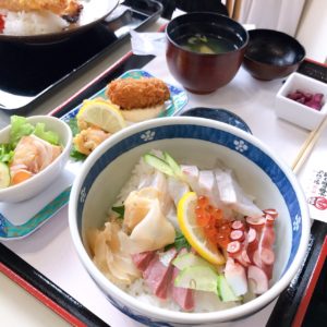 海鮮丼定食