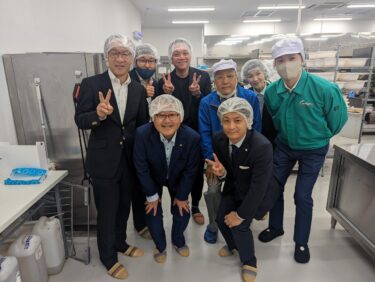 立町カヌレでおなじみ！カスターニャさんの朝礼見学会