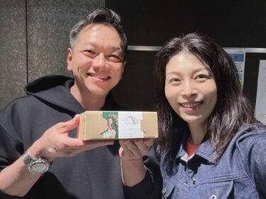 【名刺制作実績】Romi de La Luna の こにし ひろみ さんの名刺完成㊗️